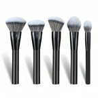 5-Piece Facial Makeup Brush Set: Foundation Brush, Powder Brush, Blush Brush, Concealer Brush, Contour Brush, Blending Brush. High-End Makeup Brushes with Oil-Sprayed Handles for a Comfortable Feel. Professional-Grade Makeup