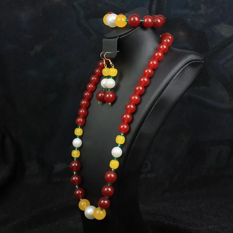 Fashion temperament red suit, trendy personalized jewelry